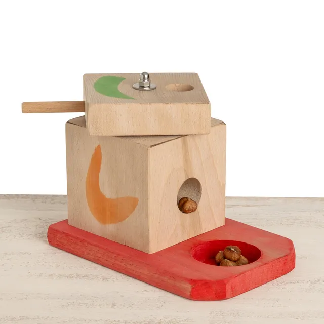 rico-s-futterkiste-wende-w-rfel-intelligenzspielzeug-buchenholz image 1