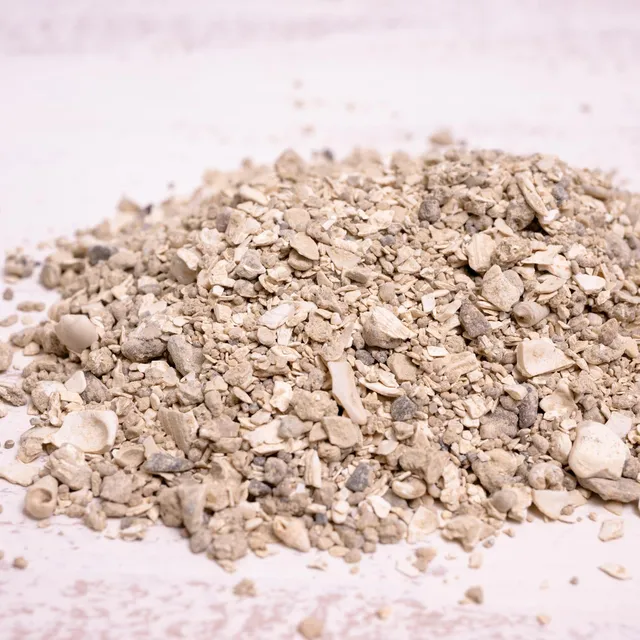 rico-s-futterkiste-muschelgrit-mittel-1-kg-vogelgrit image 1