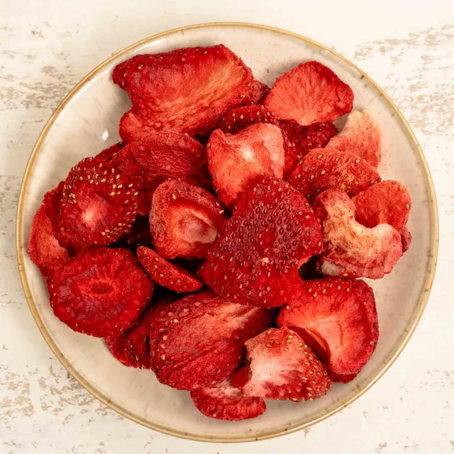 rico-s-futterkiste-erdbeere-scheiben-frucht-snack-40g-vitamin-c image 1
