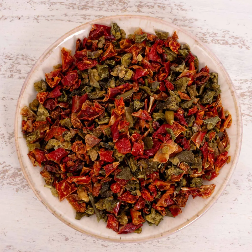 rico-s-futterkiste-paprika-rot-gr-n-80-g-erg-nzungsfutter image 1