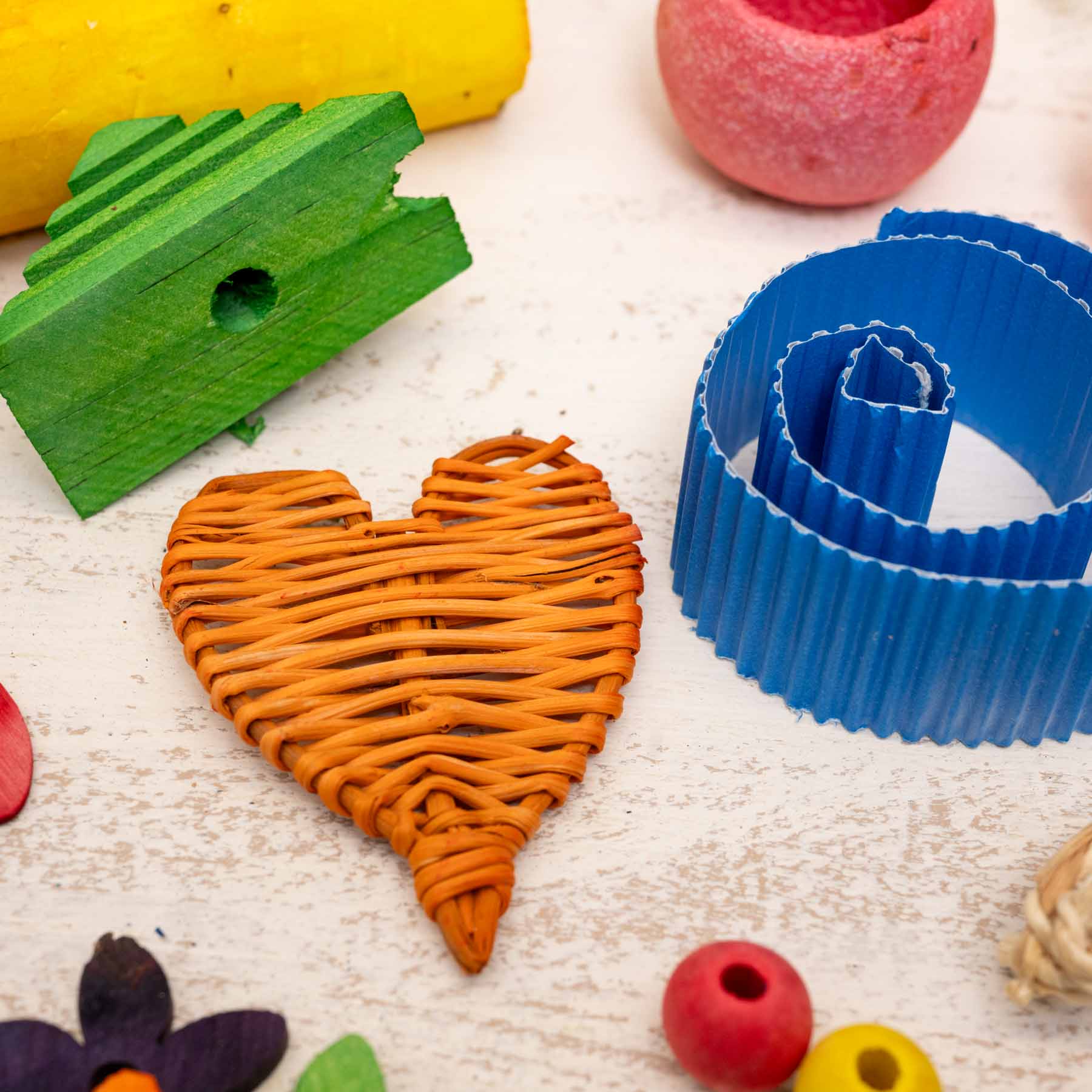 rico-s-futterkiste-diy-toy-gift-box-vogelspielzeug-korb image 6