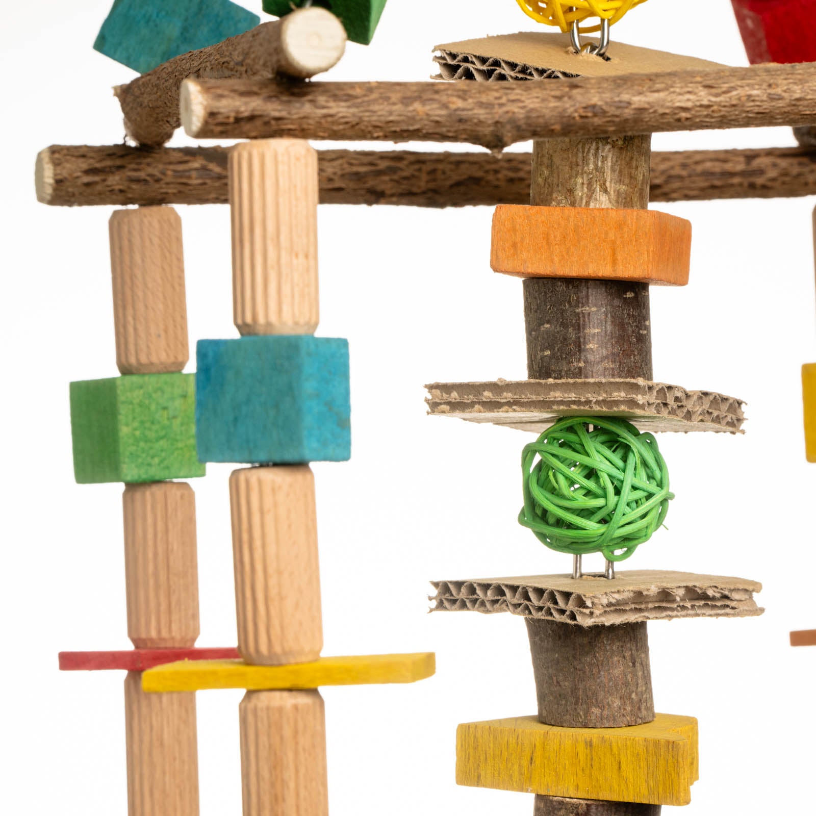 rico-s-futterkiste-knabber-tower-turm-papageienspielzeug-holz-50-cm image 2