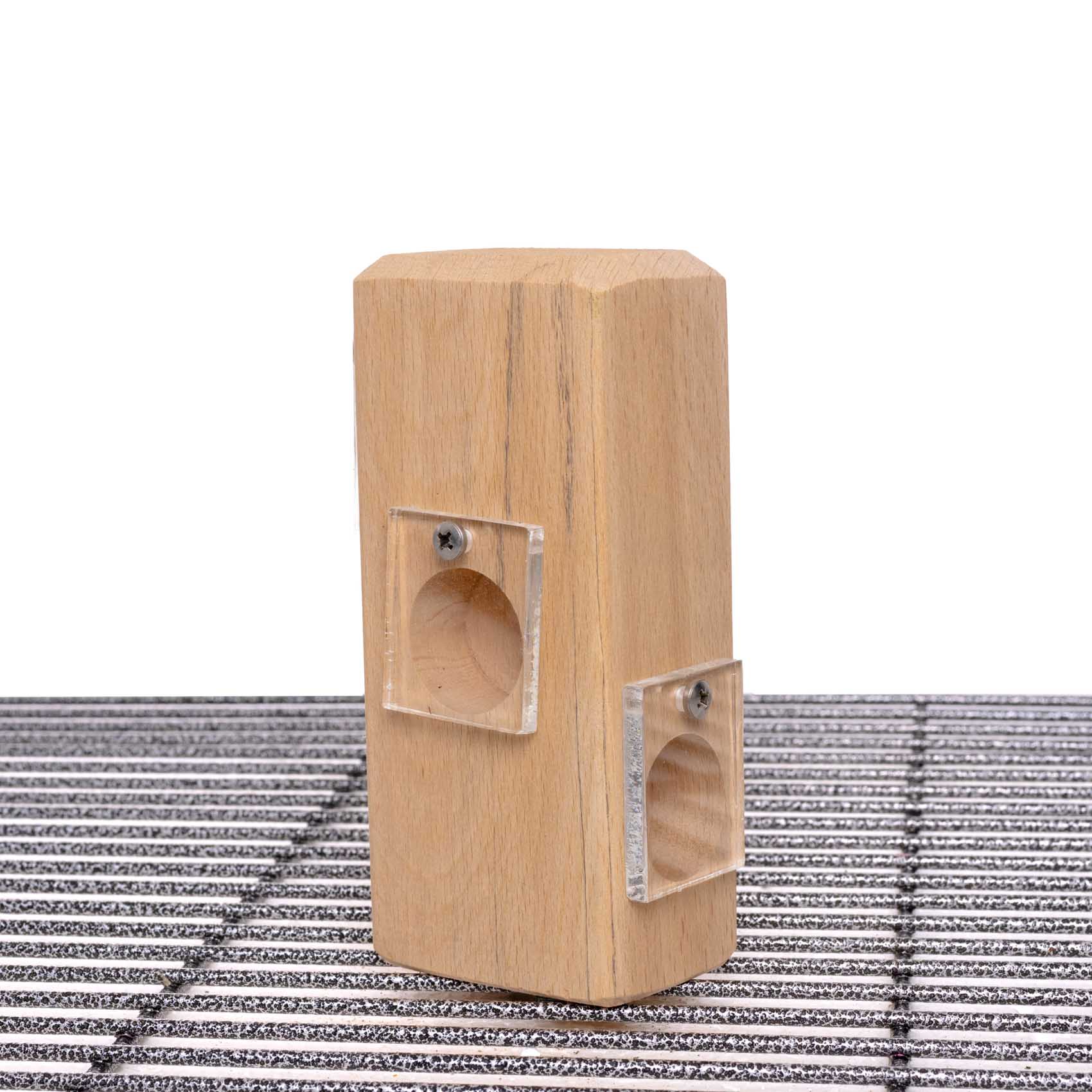 rico-s-futterkiste-versteckspielturm-3-t-rchen-sittiche-intelligenz image 2
