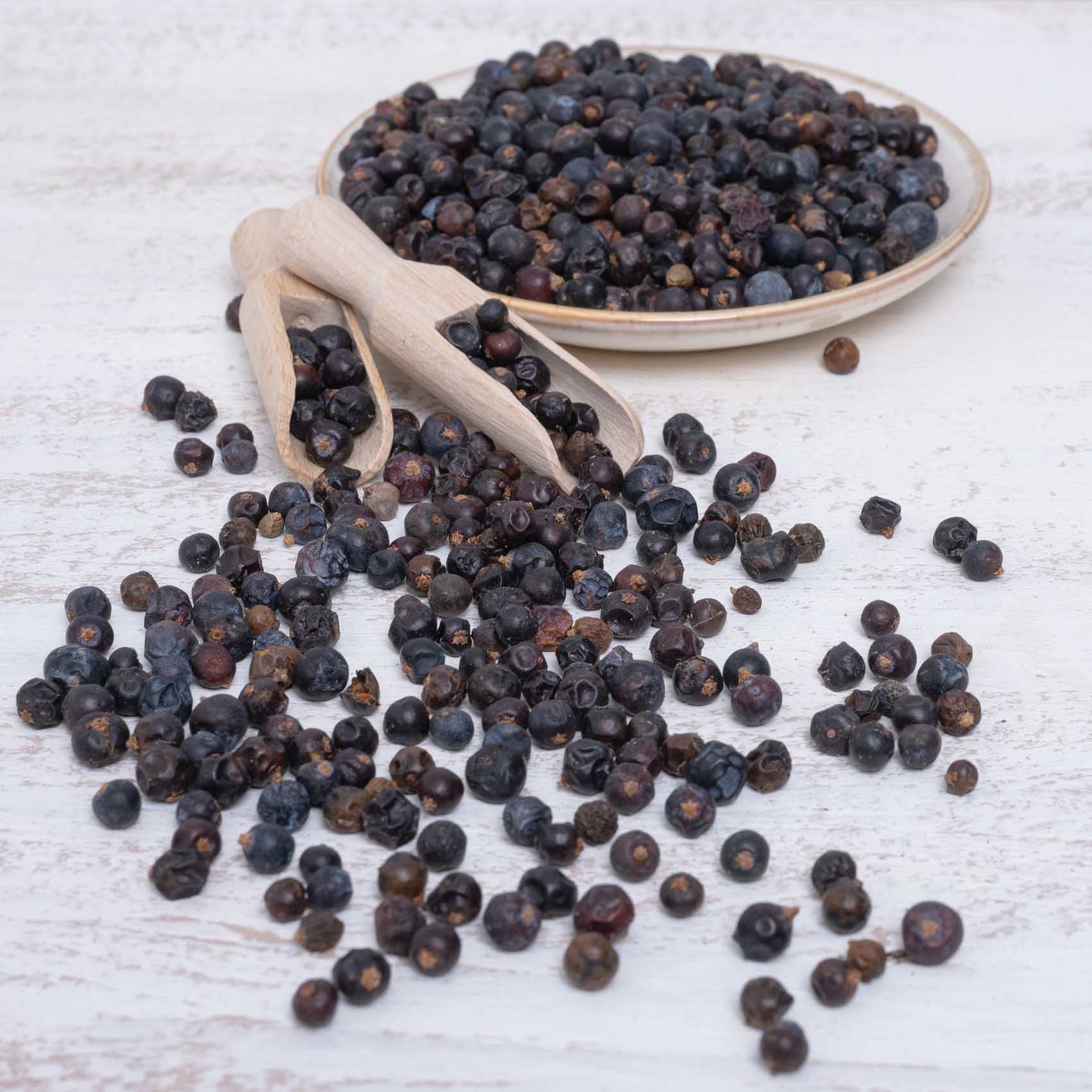 rico-s-futterkiste-wacholderbeeren-getrocknet-100-g-naturfutter image 2
