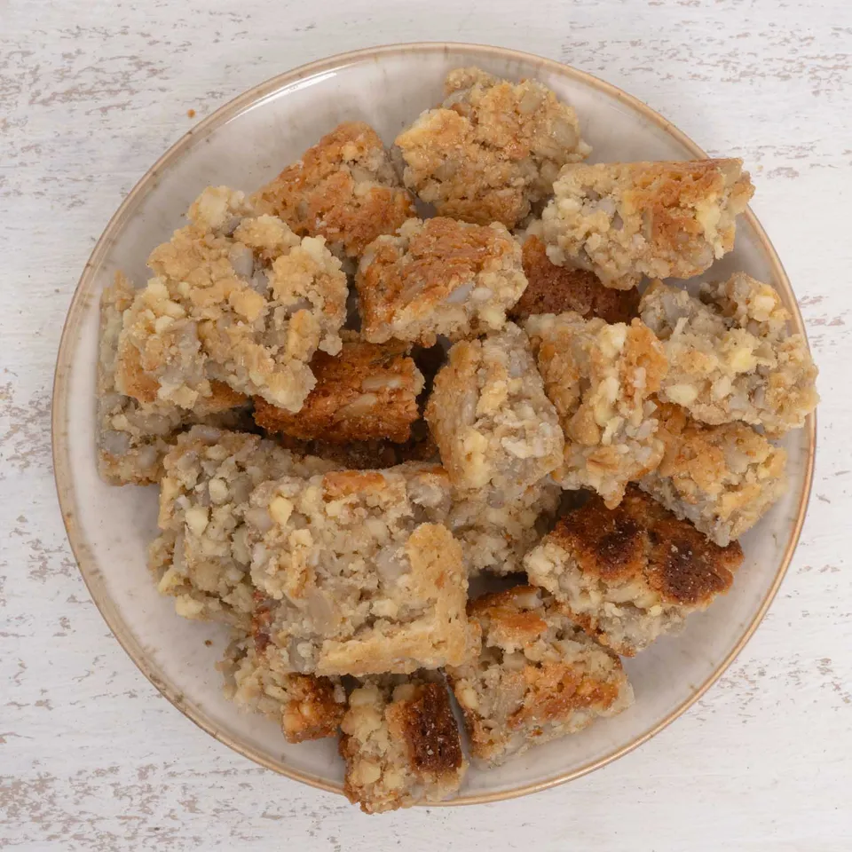 rico-s-futterkiste-m-sliw-rfel-snack-200-g-mit-mandeln-honig image 1