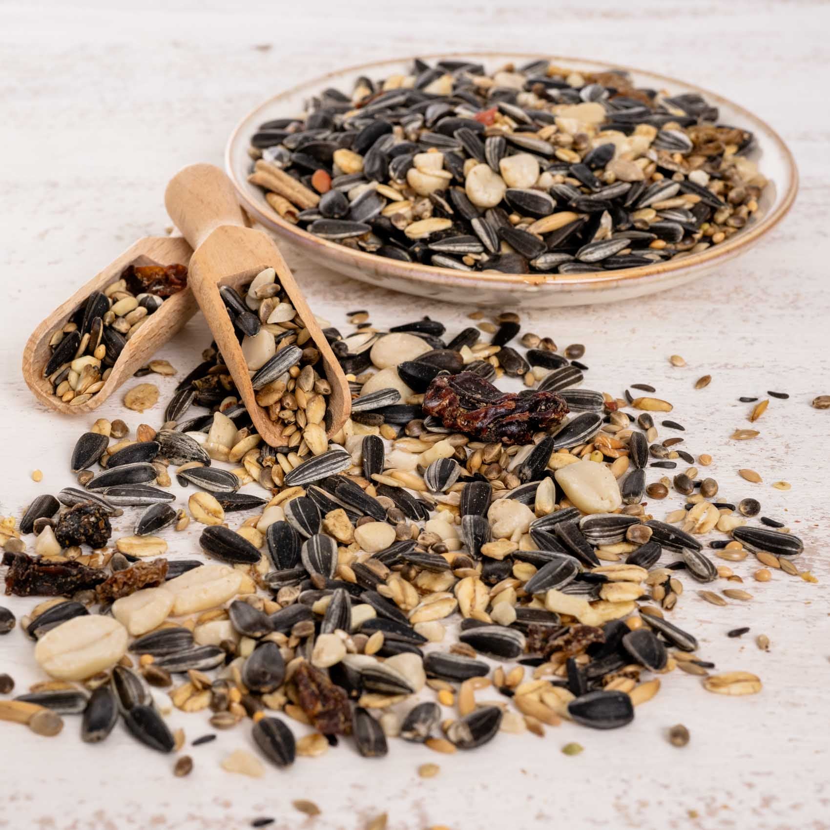 rico-s-futterkiste-wildvogelfutter-premium-vogelfutter-1-kg-ganzjahres image 3