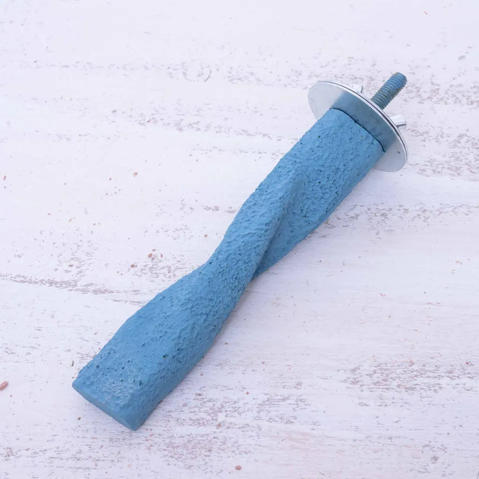 rico-s-futterkiste-sitzstange-gedreht-small-krallenpflege-13-cm image 1