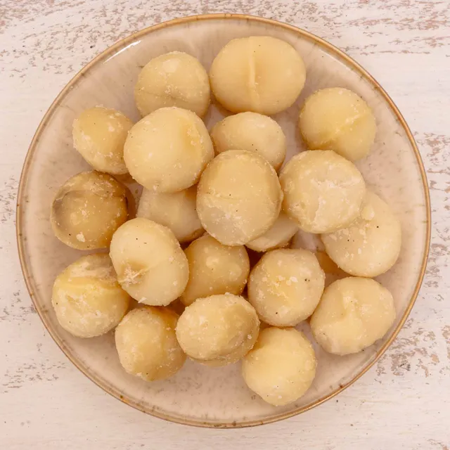 macadamia-nusskerne-papageienfutter-100-g-snack image 1