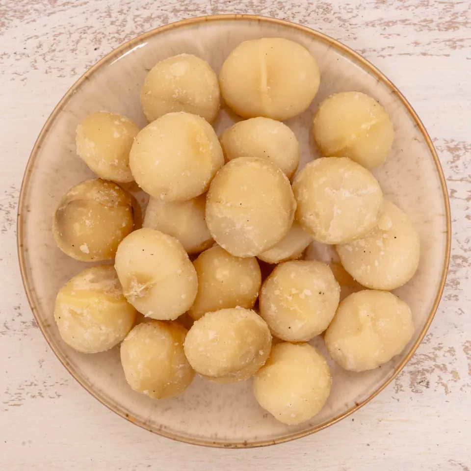 macadamia-nusskerne-papageienfutter-100-g-snack image 1