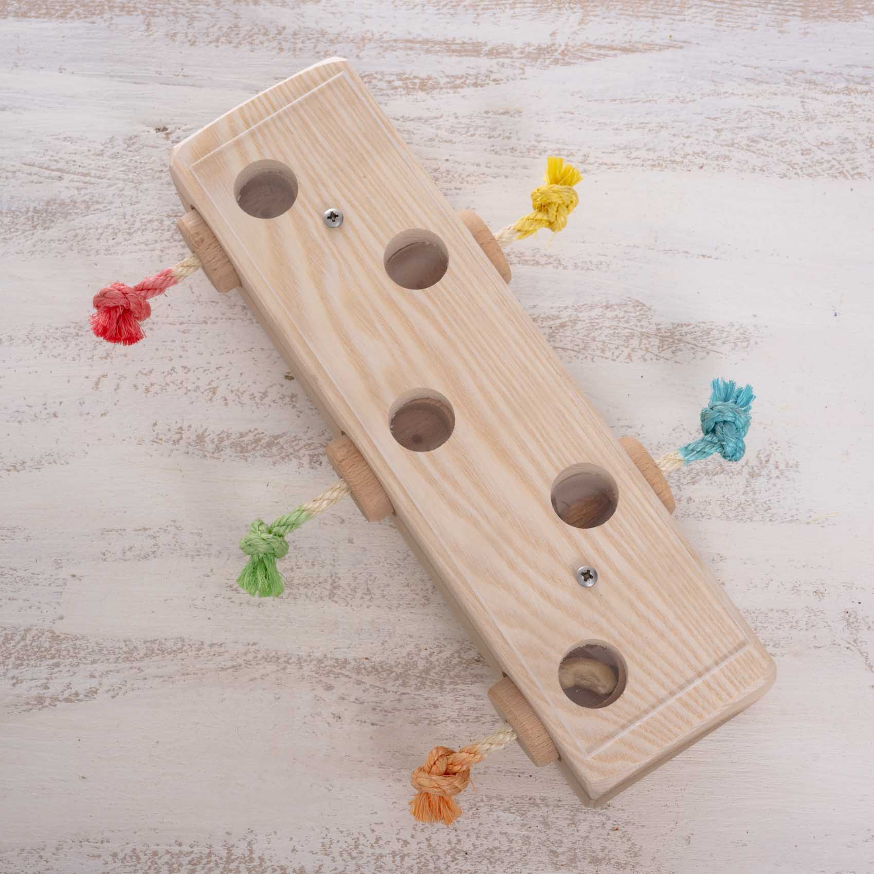rico-s-futterkiste-leckerli-futterklotz-intelligenzspielzeug-papagei image 2