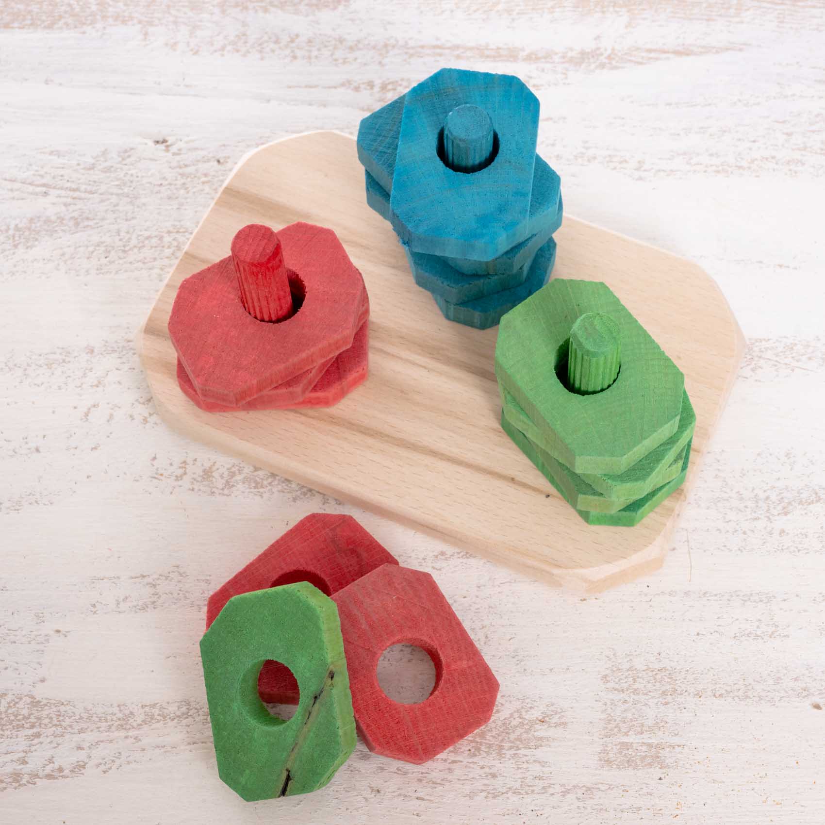 rico-s-stapelbrettchen-intelligenzspielzeug-papagei-holz-15-kl-tzchen image 3