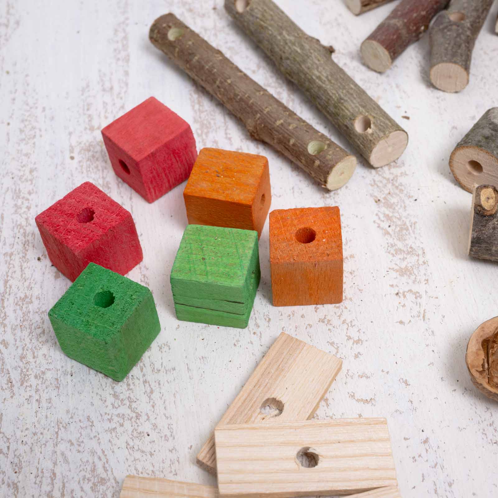 rico-s-futterkiste-mini-bastelset-sittiche-30-teile-holz image 2