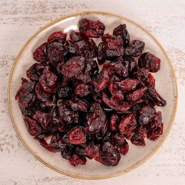 rico-s-futterkiste-cranberries-beeren-vogelfutter-100-g image 1